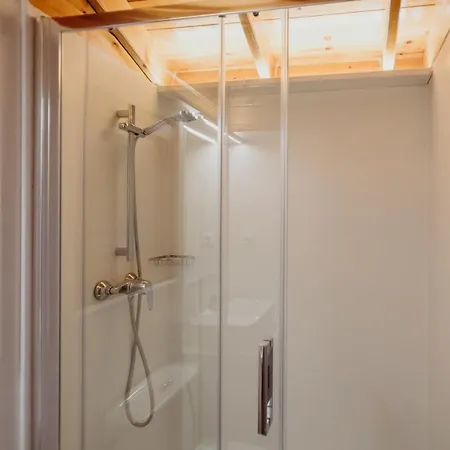 La Llosa Кемпинг Камбрильс