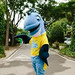 拉略萨营地 *